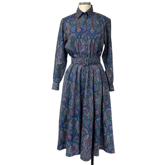 Bedford Fair Other - Vintage Bedford Fair Womens Paisley Button Up Dress